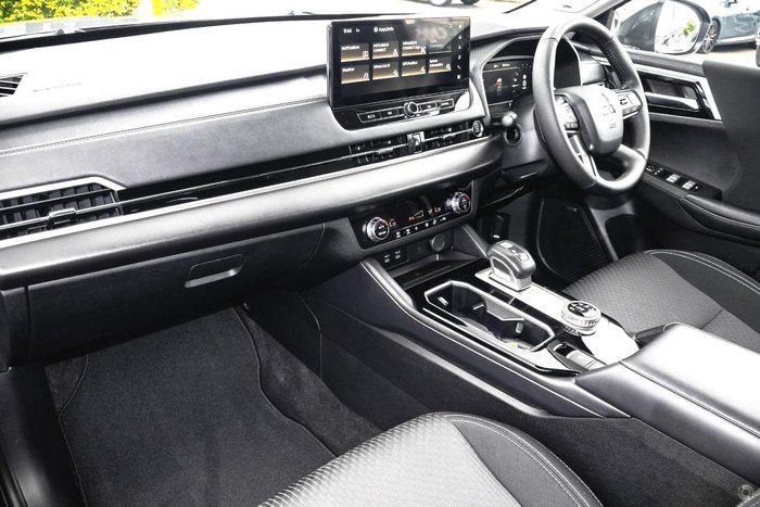 2025 Mitsubishi Outlander LS