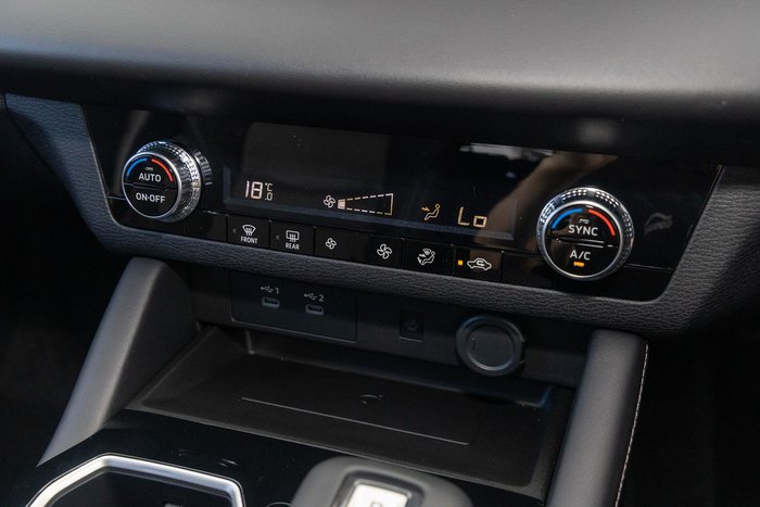 2025 Mitsubishi Outlander LS