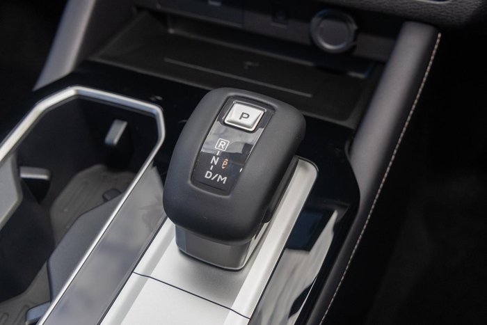2025 Mitsubishi Outlander LS