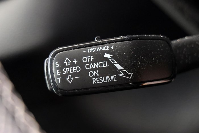 2020 SKODA Karoq 140TSI Sportline