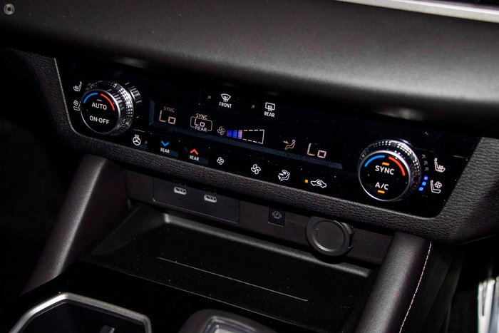 2025 Mitsubishi Outlander Exceed