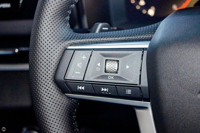 2025 Mitsubishi Outlander Exceed