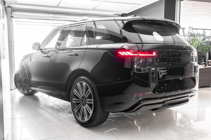 2025 Land Rover Range Rover Sport D250 Dynamic SE