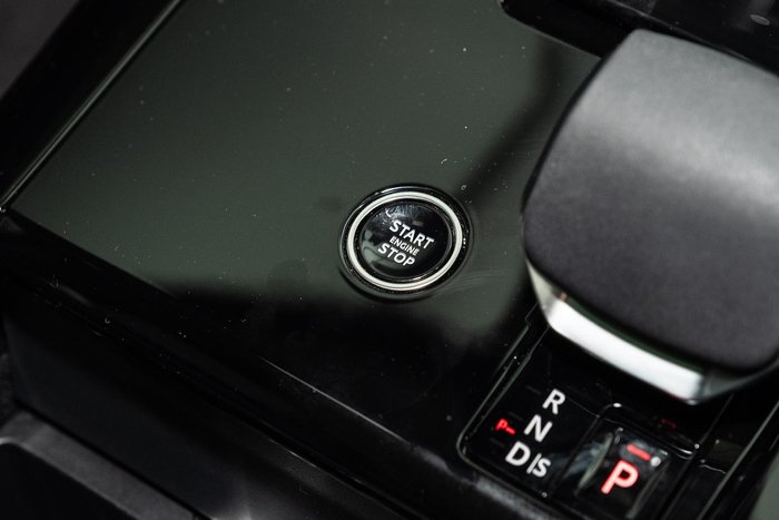 2025 Land Rover Range Rover Sport D250 Dynamic SE