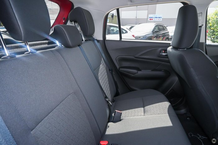 2025 Suzuki Swift Hybrid GLX UZ Burning Red