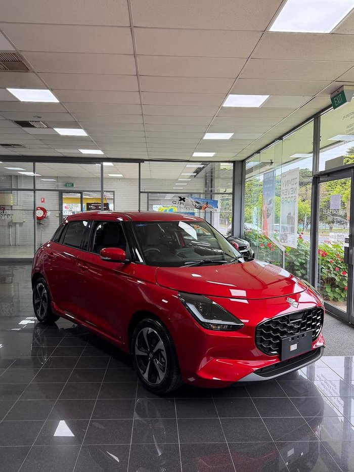 2025 Suzuki Swift Hybrid GLX UZ Burning Red