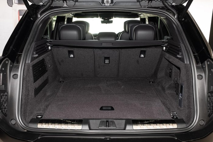 2025 Land Rover Range Rover Sport D350 Autobiography