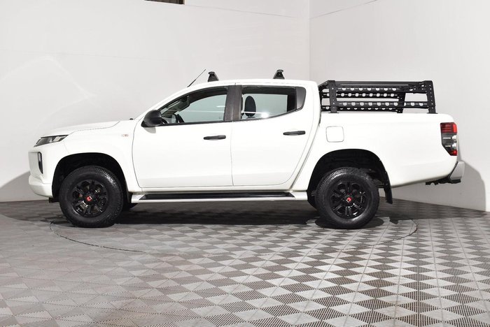 2019 Mitsubishi Triton GLX+