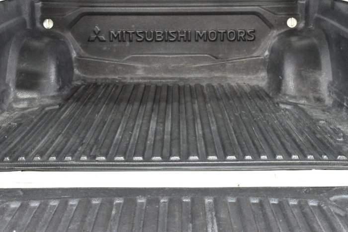 2019 Mitsubishi Triton GLX+