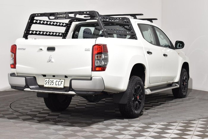 2019 Mitsubishi Triton GLX+