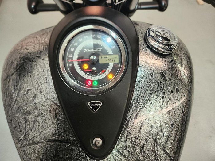 2014 Triumph Thunderbird Storm ABS Thunderbird Silver