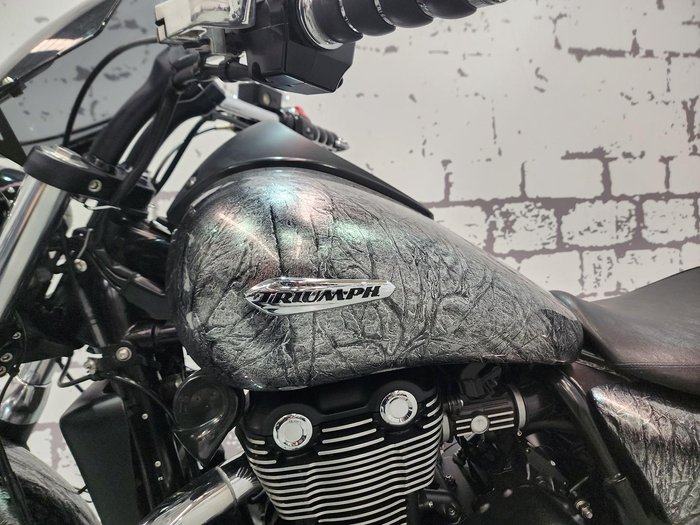 2014 Triumph Thunderbird Storm ABS Thunderbird Silver