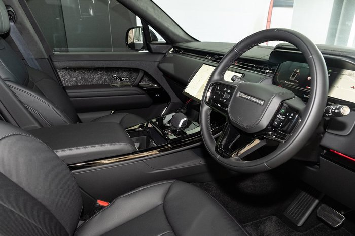 2025 Land Rover Range Rover Sport D350 Autobiography