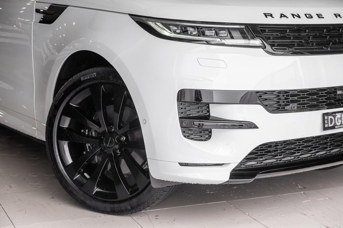 2025 Land Rover Range Rover Sport D250 Dynamic SE