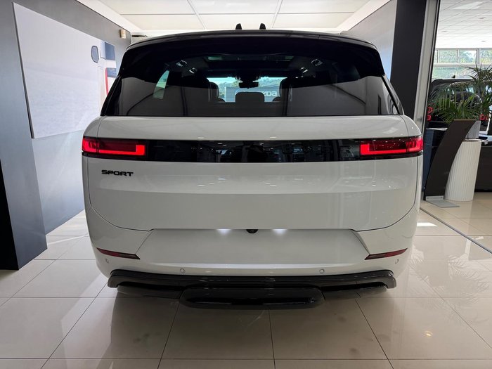 2025 Land Rover Range Rover Sport D250 Dynamic SE