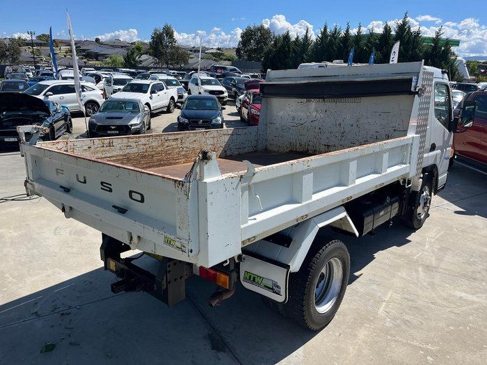 2020 Fuso Canter 815