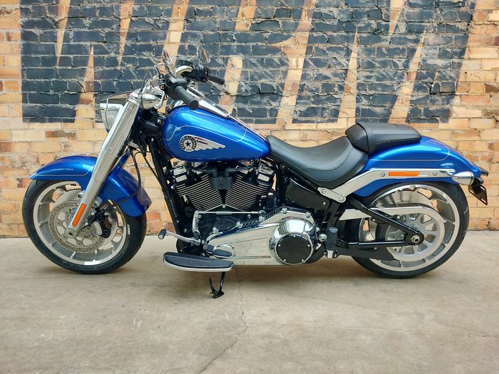 2025 HARLEY-DAVIDSON FAT BOY 117 (FLFB) ROAD BLUE BURST