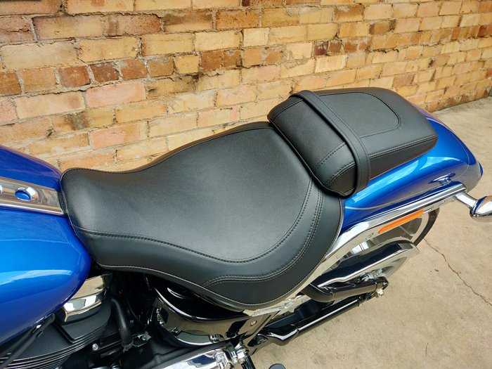 2025 HARLEY-DAVIDSON FAT BOY 117 (FLFB) ROAD BLUE BURST