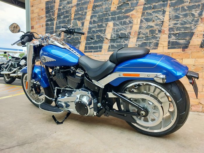 2025 HARLEY-DAVIDSON FAT BOY 117 (FLFB) ROAD BLUE BURST