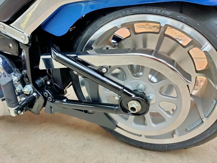 2025 HARLEY-DAVIDSON FAT BOY 117 (FLFB) ROAD BLUE BURST