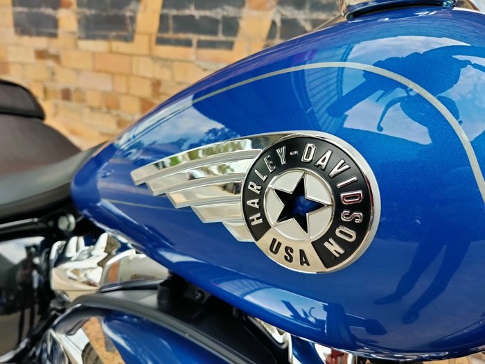 2025 HARLEY-DAVIDSON FAT BOY 117 (FLFB) ROAD BLUE BURST