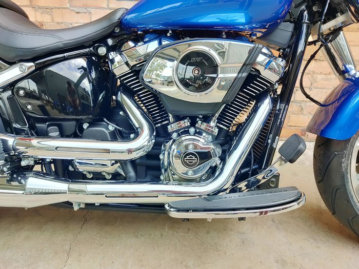 2025 HARLEY-DAVIDSON FAT BOY 117 (FLFB) ROAD BLUE BURST