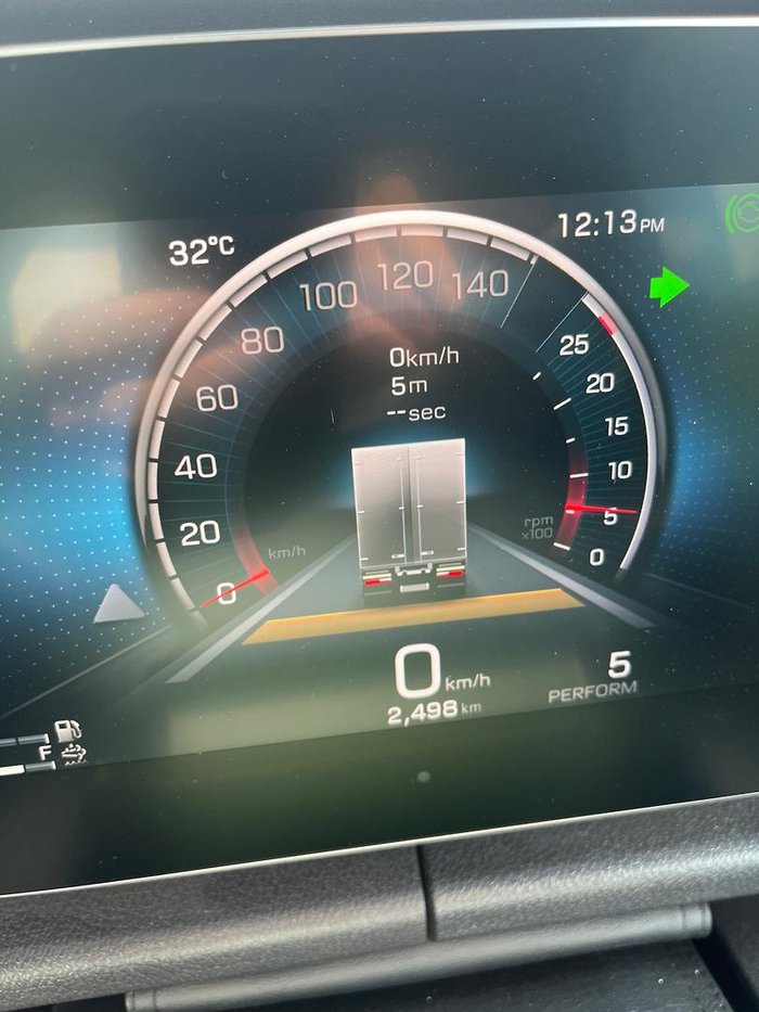 2024 Freightliner Cascadia 116 Tipper White