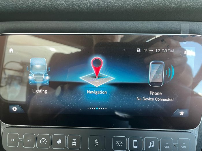 2024 Freightliner Cascadia 116 Tipper White