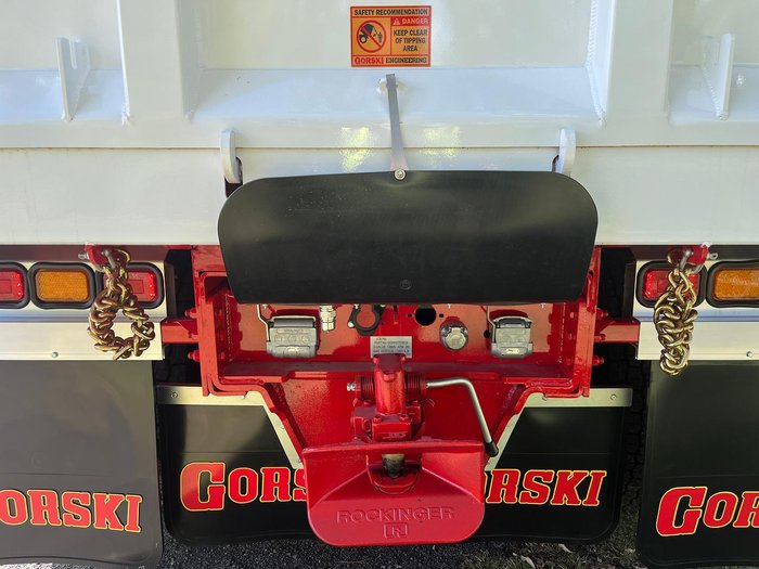 2024 Freightliner Cascadia 116 Tipper White