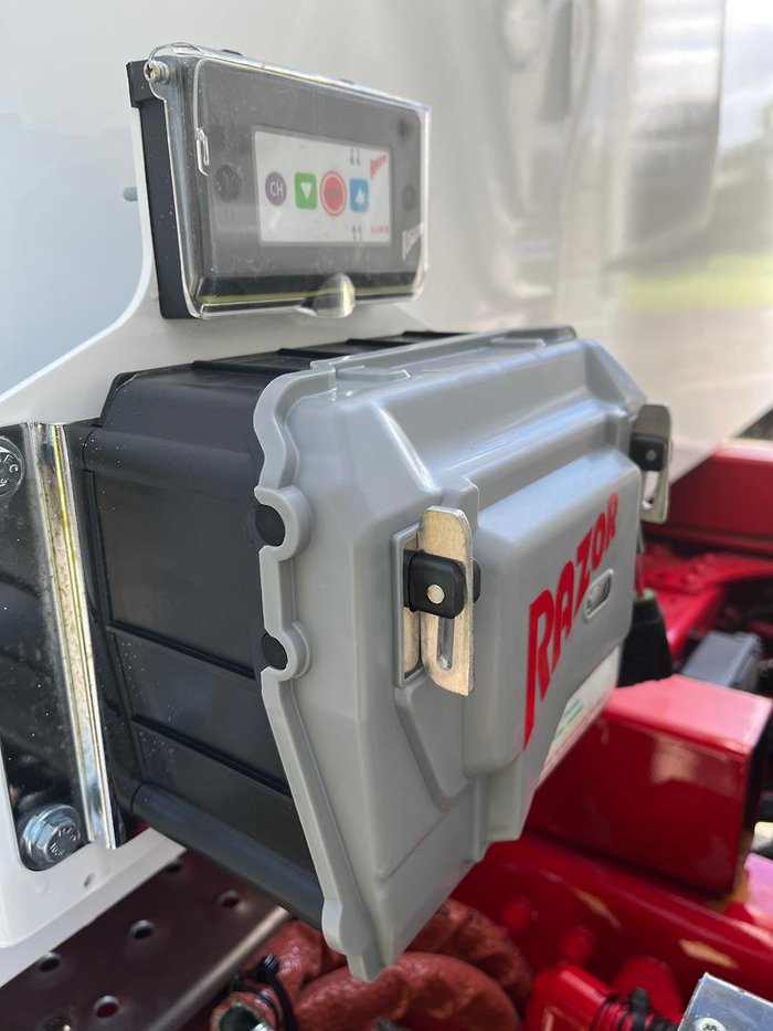 2024 Freightliner Cascadia 116 Tipper White