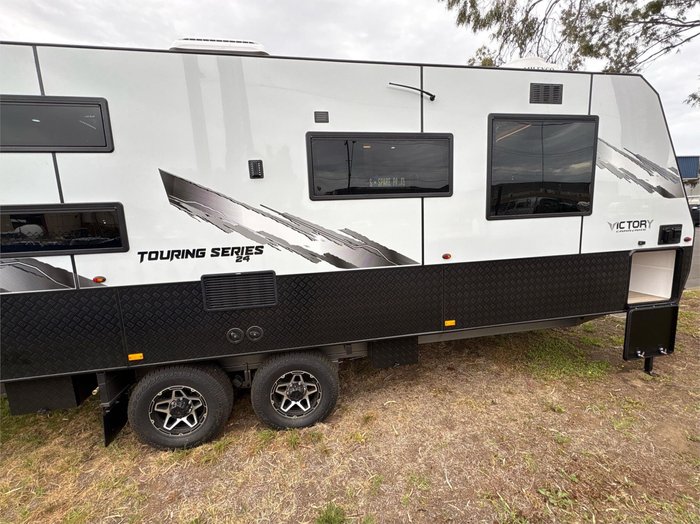 2025 VICTORY CARAVANS Family