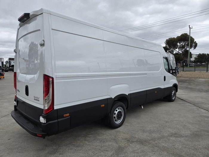 2025 Iveco Daily 35S18V
