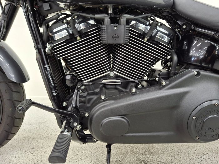 2021 Harley-davidson FLSB SPORT GLIDE grey