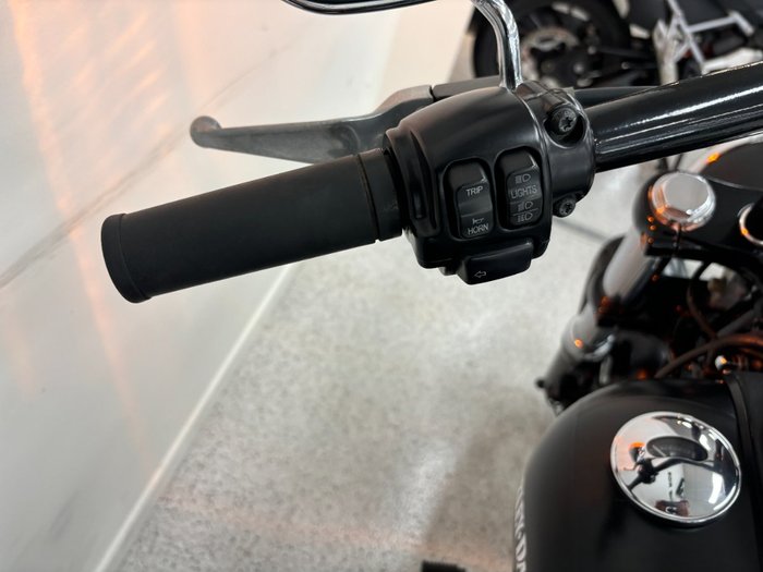 2013 Harley-davidson FXDB STREET BOB MATTE BLACK