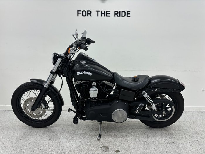 2013 Harley-davidson FXDB STREET BOB MATTE BLACK
