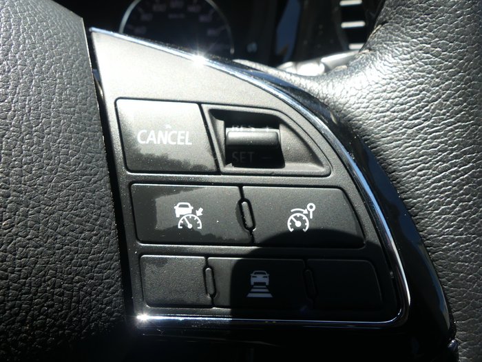 2020 Mitsubishi Outlander ES ADAS