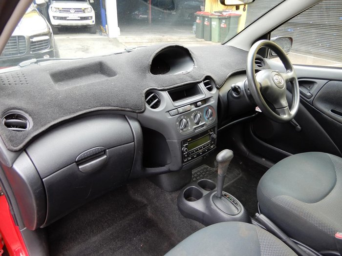 2005 Toyota Echo NCP10R MY03 Red