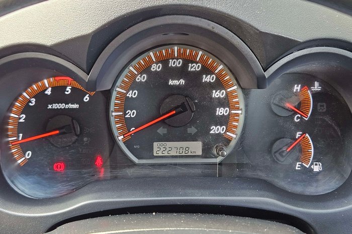 2015 Toyota Hilux SR