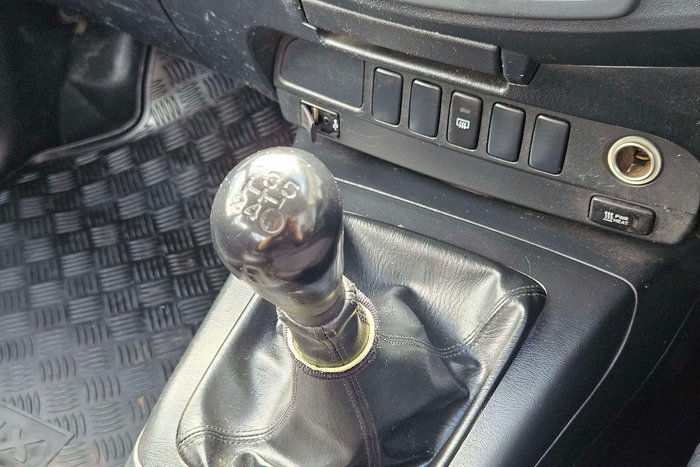 2015 Toyota Hilux SR