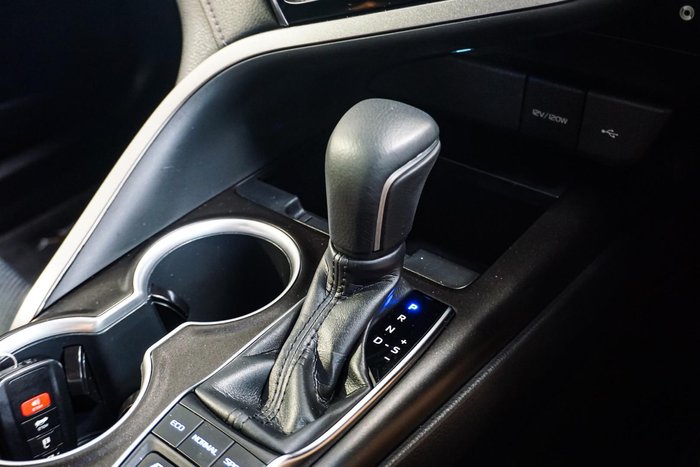 2024 Toyota Camry SL