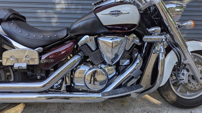 2009 Suzuki VLR 1800 BOULEVARD (C109R) Red