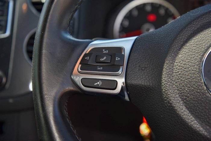 2015 Volkswagen Tiguan 155TSI R-Line