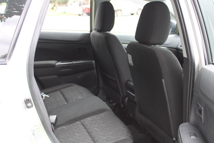 2022 Mitsubishi ASX ES