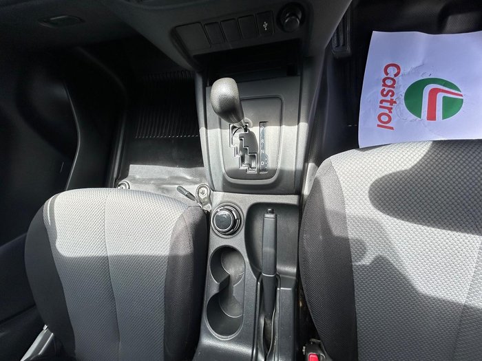 2022 Mitsubishi Triton GLX