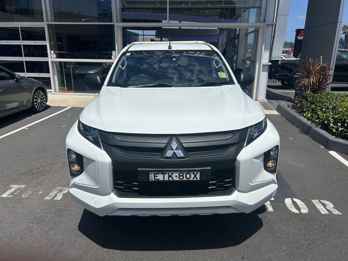 2022 Mitsubishi Triton GLX