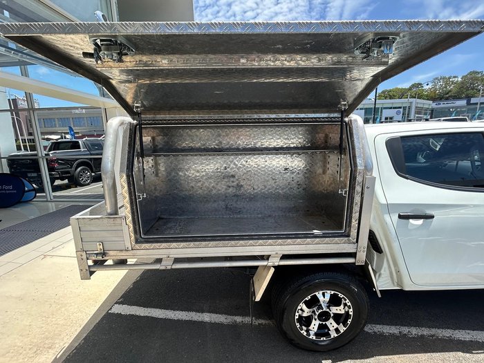 2022 Mitsubishi Triton GLX