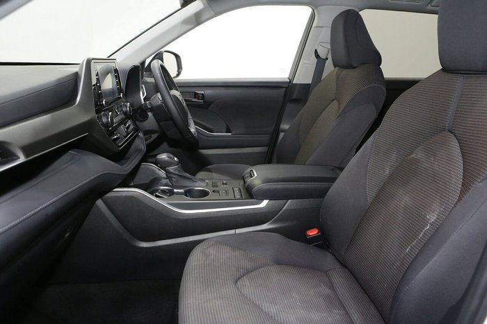 2022 Toyota Kluger GX