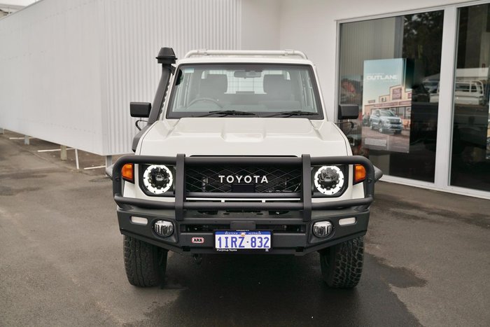 2025 Toyota Landcruiser GXL