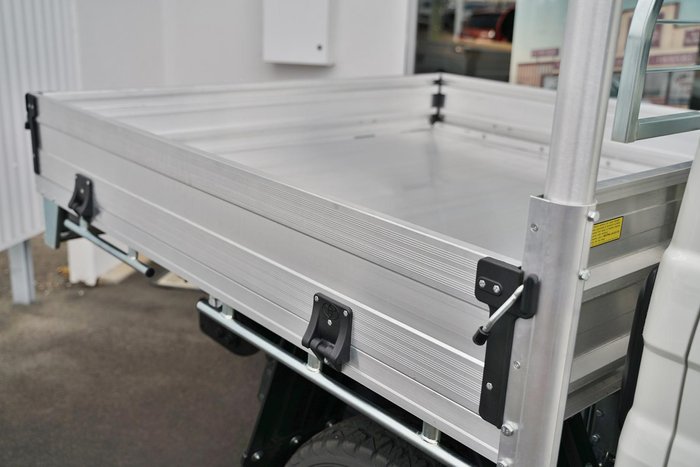 2025 Toyota Landcruiser GXL