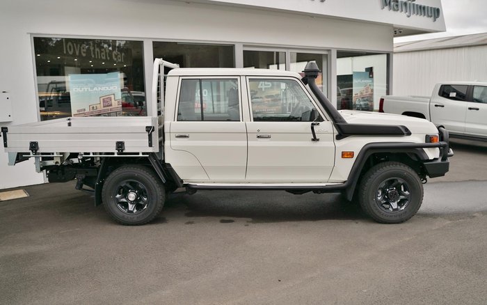 2025 Toyota Landcruiser GXL